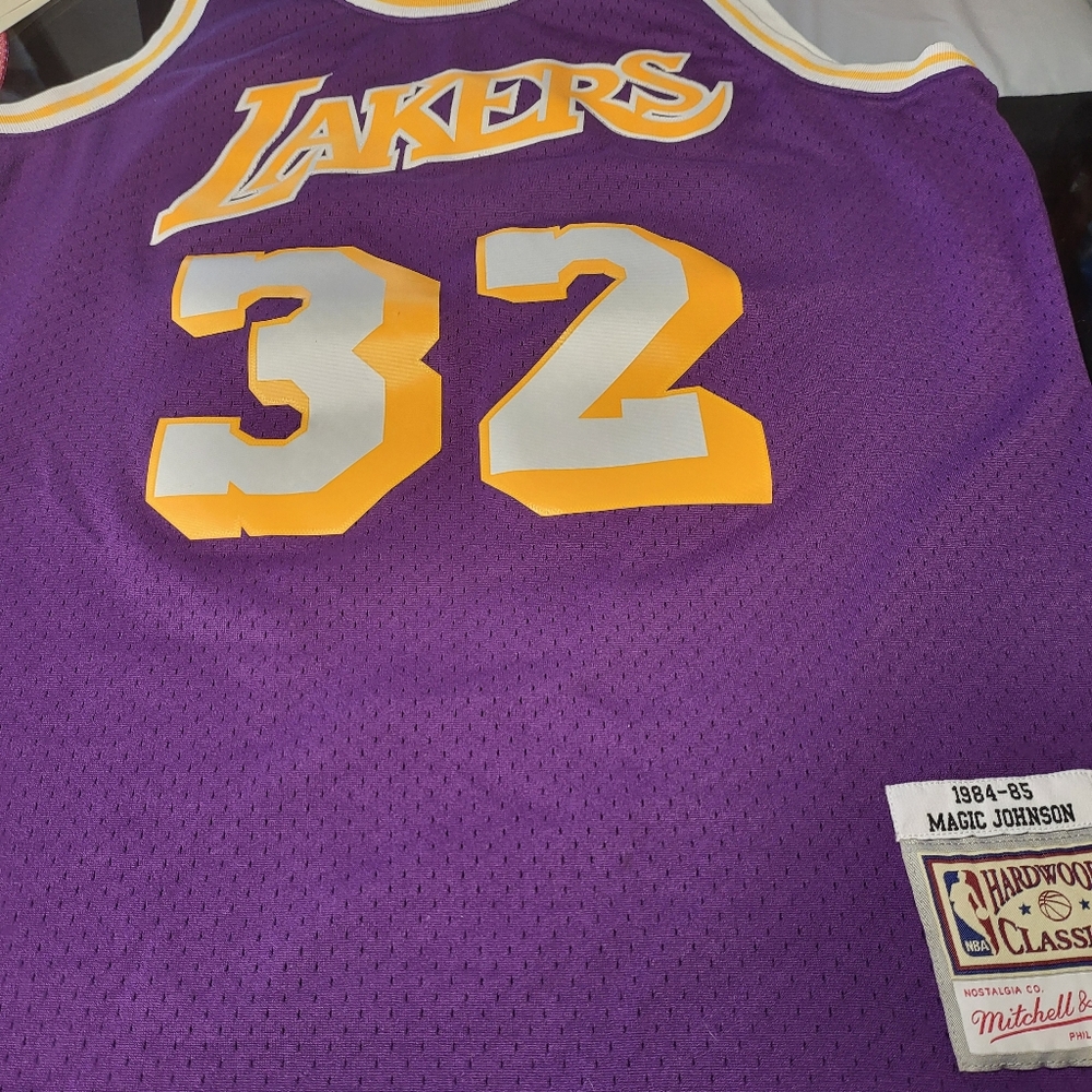 AUTHENTIC VINTAGE MAGIC JOHNSON LAKERS JERSEY L NBA MITCHELL NESS RARE